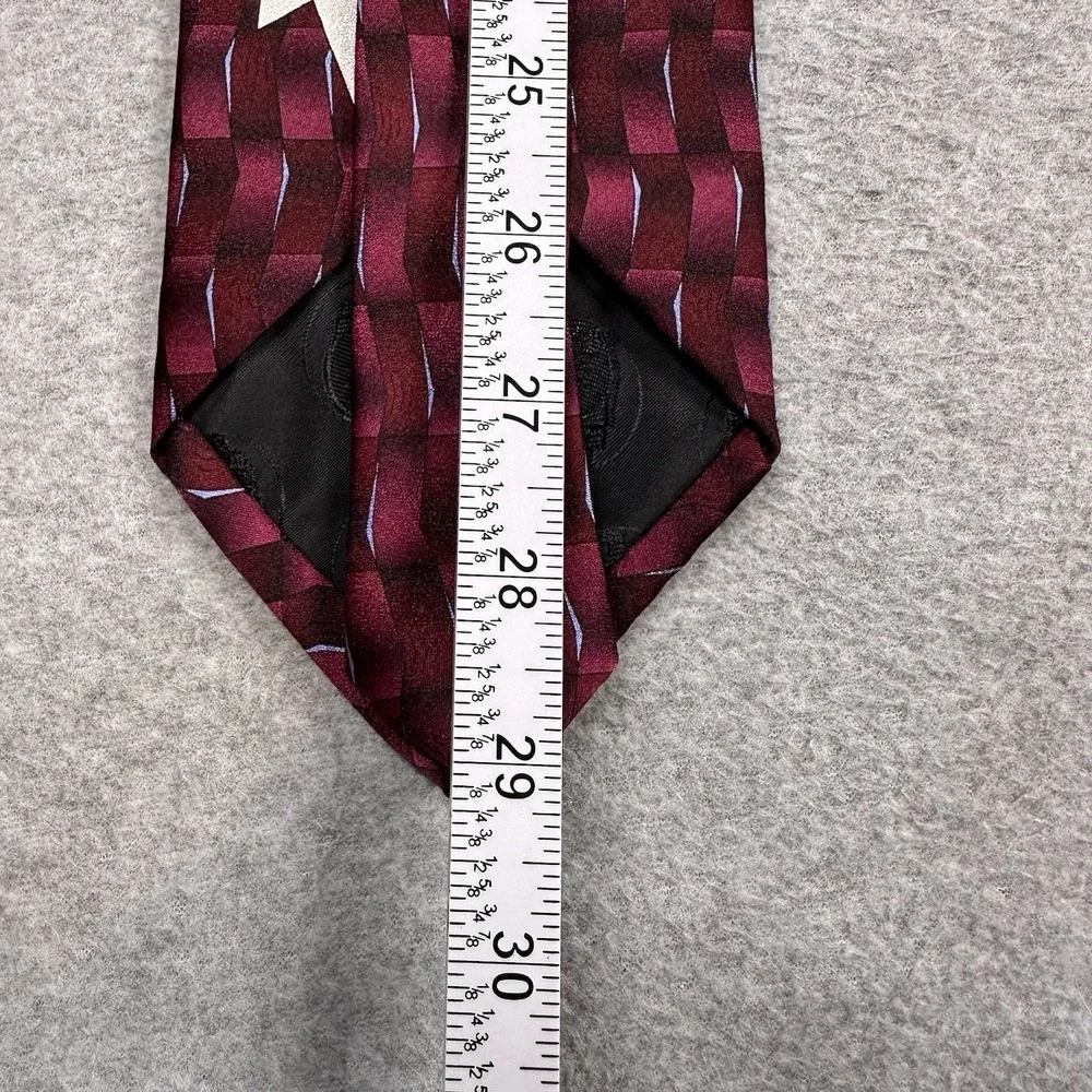 Vintage Grateful Dead 'Jahrhundert Hall 17th Set' Burgundy Geometric Tie 1996